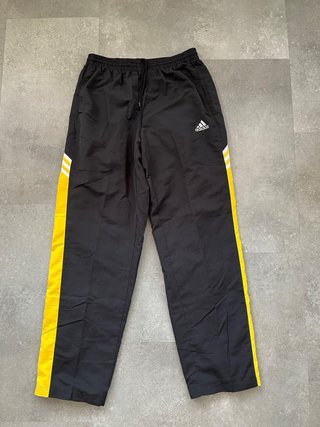 Chándal Adidas Negro y Amarillo