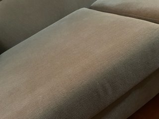 Conjunto sofá y 2 sillones tela y madera