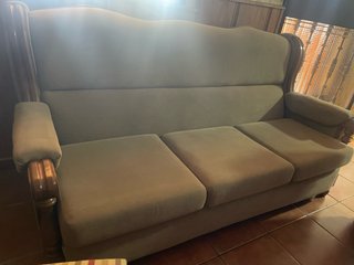Conjunto sofá y 2 sillones tela y madera