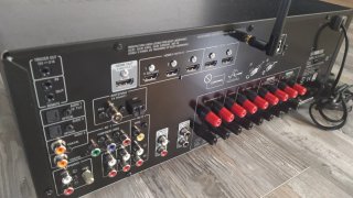 Yamaha RX-V683