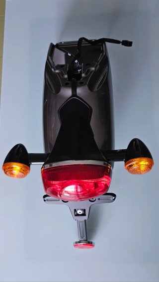 Guardabarros trasero Triumph Thruxton 1200 R