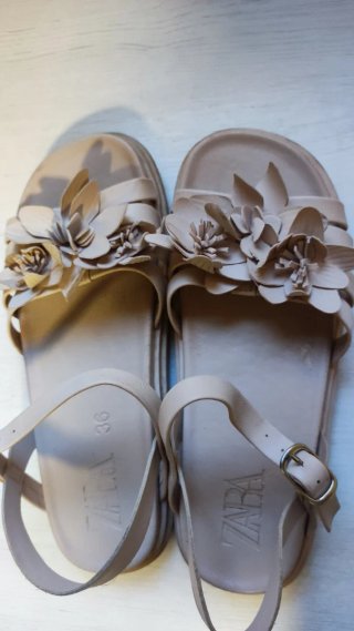 Sandali per Bambina Zara Taglia 36 Fiori Rosa