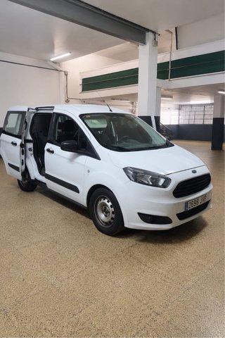 Ford Transit Courier 2016