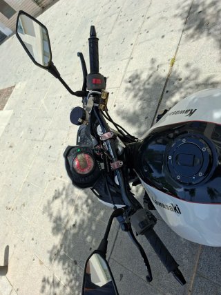 Kawasaki Z750 Naked