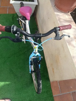 Bicicleta infantil Btwin niña