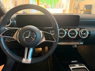 Mercedes A180 Progressive Advanced 7G-DCT ECO