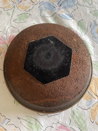 Tajín decorativo marroquí metal