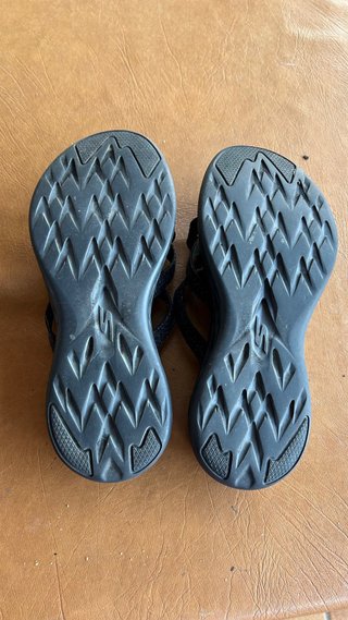 Sandalias Skechers Negras Mujer