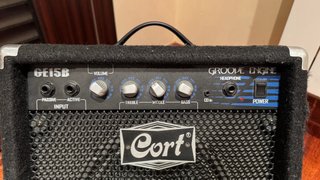 Amplificador Bajo Cort GF15B