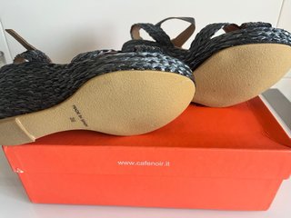 Sandalias cuña CafeNoir Azul