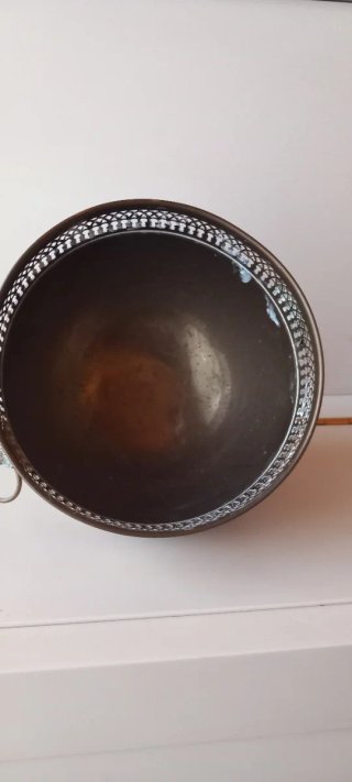 Recipiente de Bronce Vintage