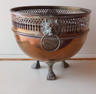 Recipiente de Bronce Vintage