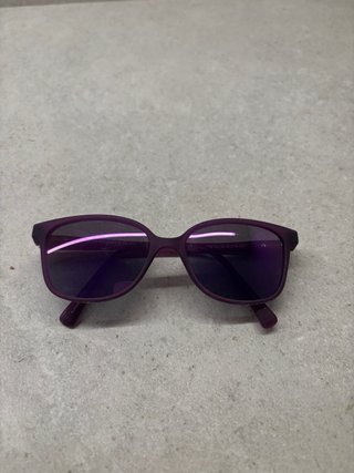 Gafas de sol infantiles moradas