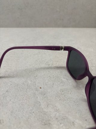 Gafas de sol infantiles moradas