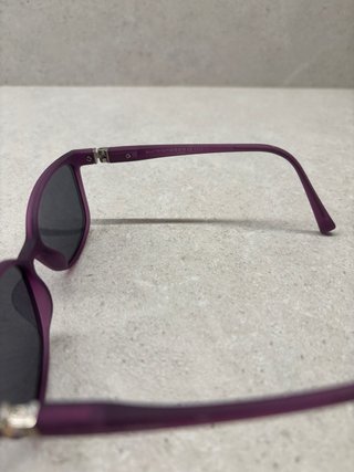 Gafas de sol infantiles moradas