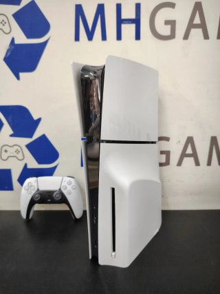 Playstation 5 Slim 1TB Disco +  COD Black Ops III