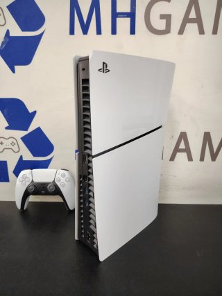 Playstation 5 Slim 1TB Disco +  COD Black Ops III