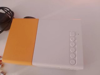 Proyector YG300