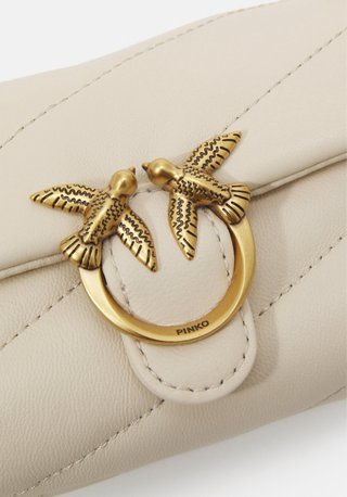 Bolso Pinko Love Puff Beige y Dorado
