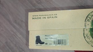 Botas Panama Jack Talla 40 Negras con cordones.