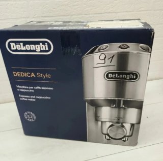 Cafetera DeLonghi Roja