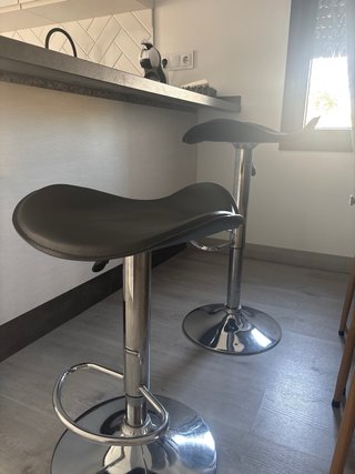 Sgabello alto da cucina in similpelle nero (confezione da 2)