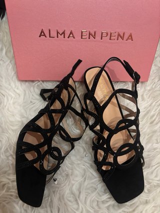 Sandalias Alma en Pena Negras Tacon