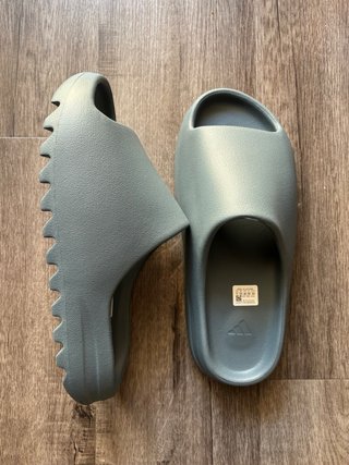 Adidas Yeezy Slides Gris