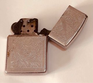 classico accendino antivento Zippo Venetian  High