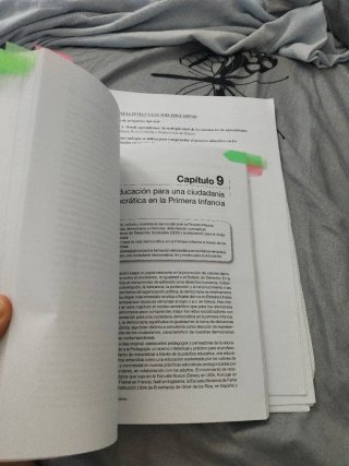 2 libros de Educación Infantil UNED primer año