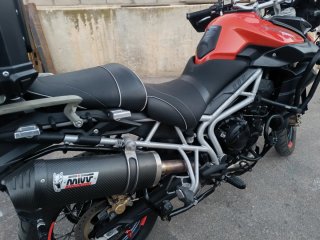 Triumph Tiger 800 XC Negra/roja