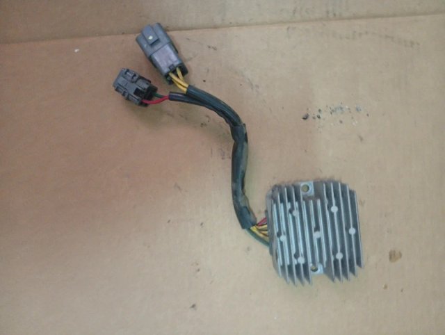 Regulador Corriente Kymco Gran Dink 125