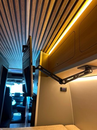 Nissan Interstar 2024