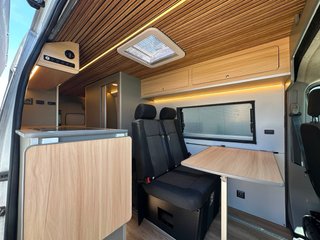 Nissan Interstar 2024