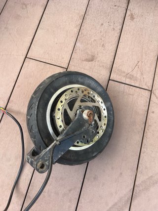 Motor Rueda Eléctrica 500W 10p con Freno Disco