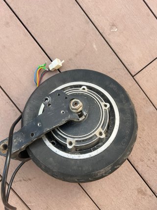 Motor Rueda Eléctrica 500W 10p con Freno Disco