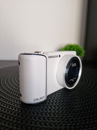 Samsung Galaxy Camera EK-GC100 - Con caja