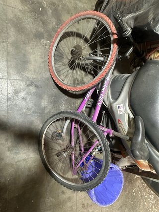 Bicicleta de Montaña Morada