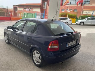 Opel Astra 2000