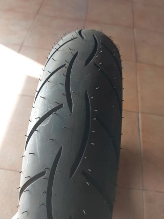 Neumático Moto 100/80-14 Metzeler