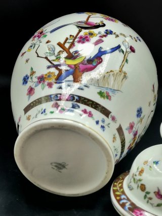 Tibor grande de porcelana marca Sambo