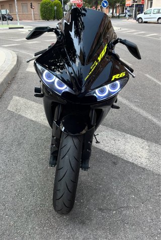 Yamaha R6 2005 Negra y Amarilla