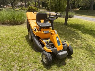 Tractor cortacésped Cub Cadet hidrostático