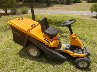 Tractor cortacésped Cub Cadet hidrostático