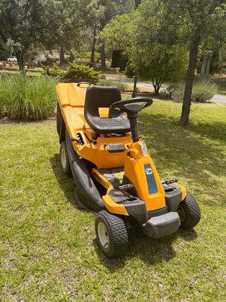 Tractor cortacésped Cub Cadet hidrostático