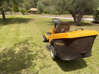 Tractor cortacésped Cub Cadet hidrostático