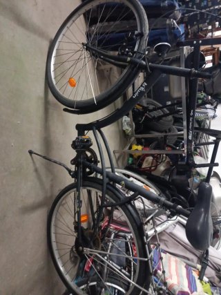 Bicicleta urbana negra