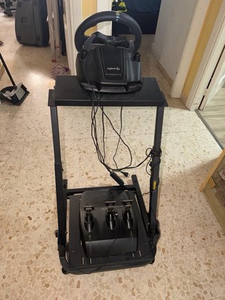 Volante Logitech G29 con Pedales y Soporte