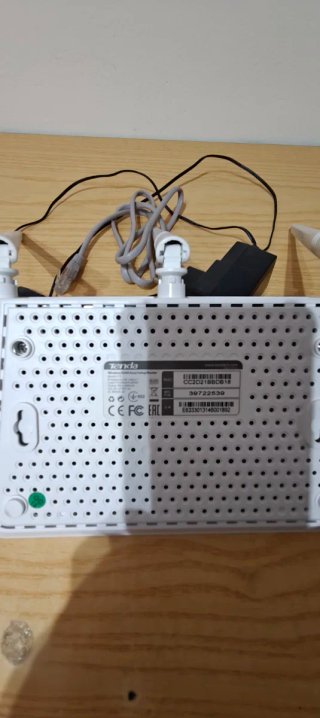 Router Tenda Inalámbrico Wi-Fi