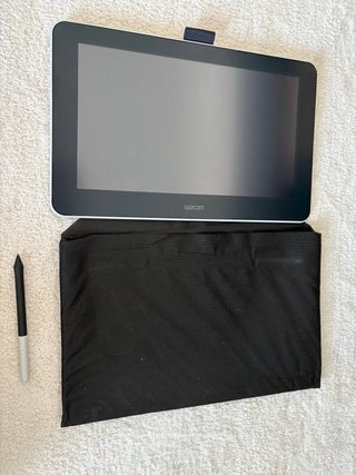 Wacom One Tableta Gráfica y Lápiz